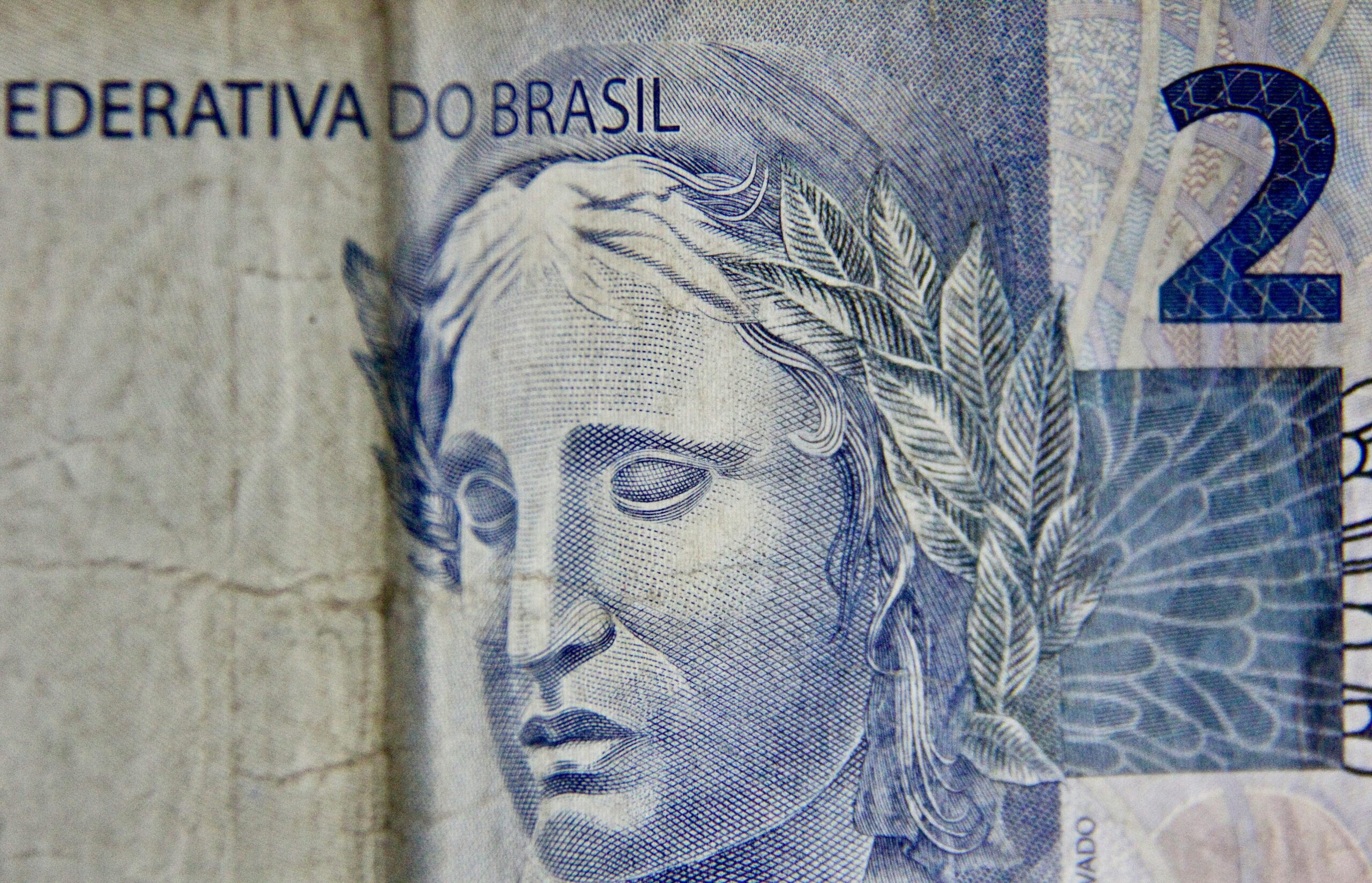 Como lidar com a sensação de que o dinheiro nunca é suficiente